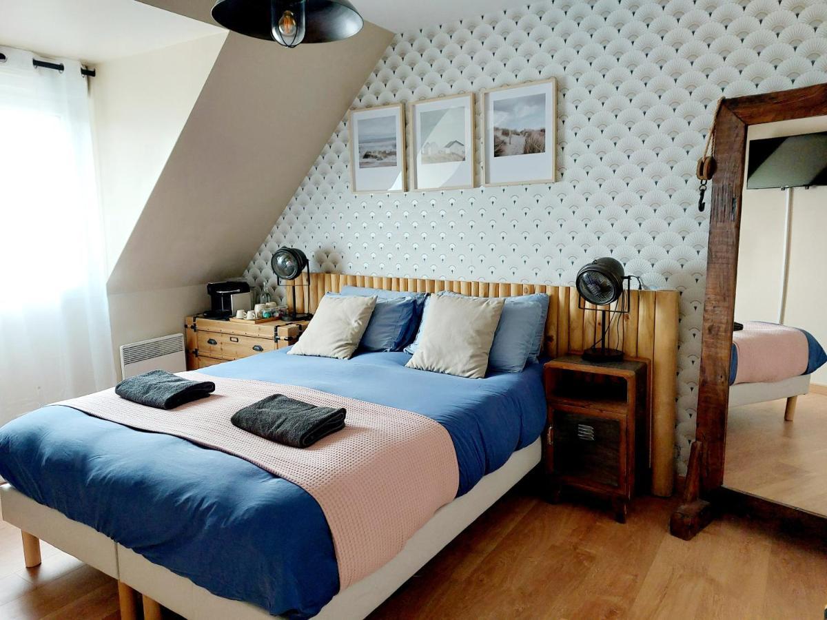 Chambres D'Hotes Chez L'Habitant - Bed& Breakfast Homestay Huisnes-sur-Mer Екстер'єр фото